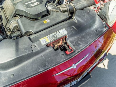 Used 2004 Ford Thunderbird Deluxe image 26