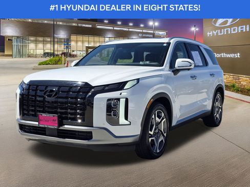 Used 2024 Hyundai Palisade SEL image 2
