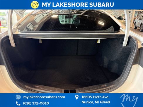 Used 2016 Ford Fusion SE w/ Equipment Group 202A FWD image 29