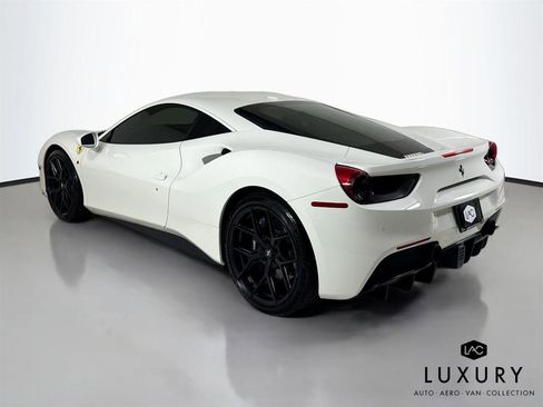 Used 2016 Ferrari 488 GTB image 6