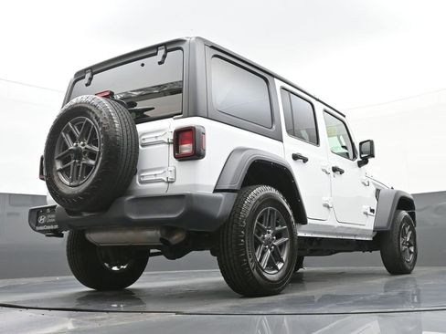 Used 2024 Jeep Wrangler Unlimited Sport AWD/4WD image 54