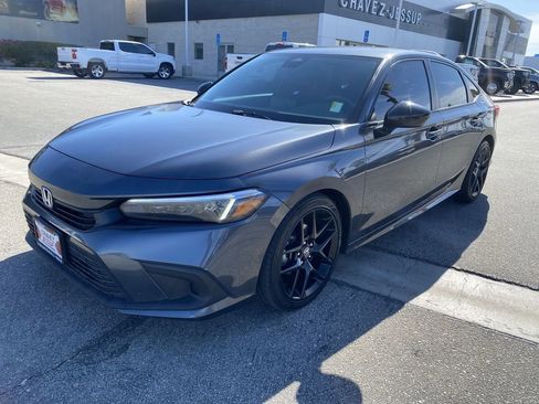 Used 2023 Honda Civic Sport image 37