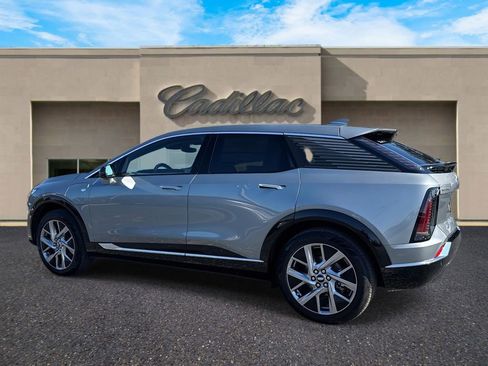 New 2026 Cadillac Optiq Luxury 2 image 5