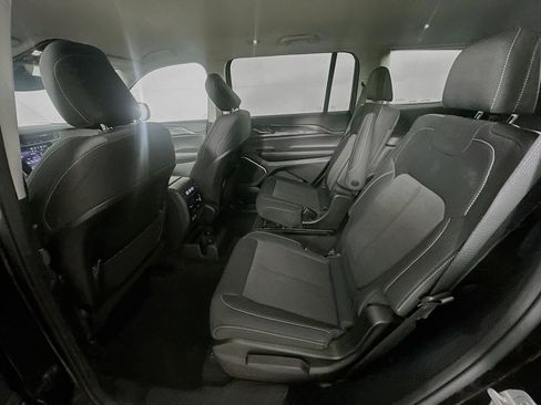 Used 2022 Jeep Grand Cherokee L Laredo w/ Luxury Tech Group I image 27