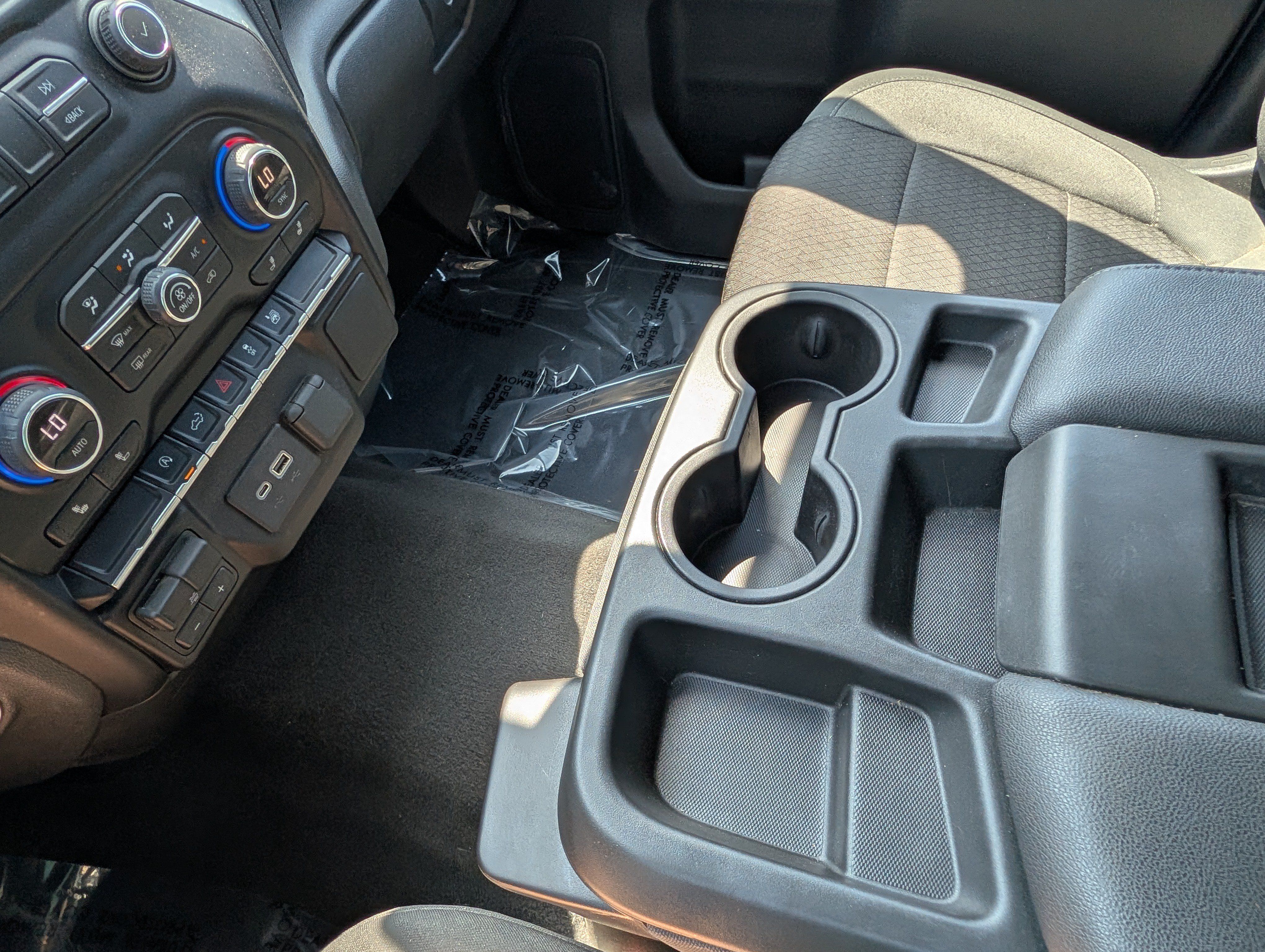 Used 2021 Chevrolet Silverado 1500 LT AWD/4WD image 18
