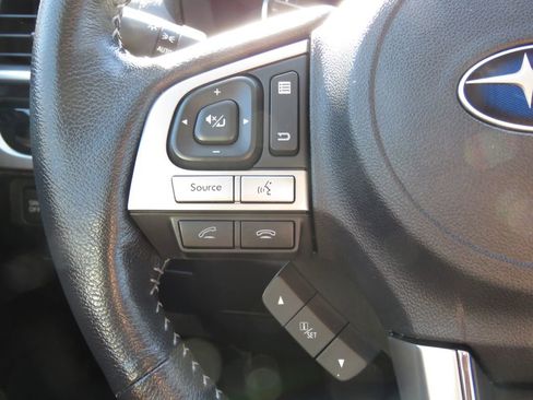 Used 2018 Subaru Forester 2.5i Touring AWD/4WD image 22
