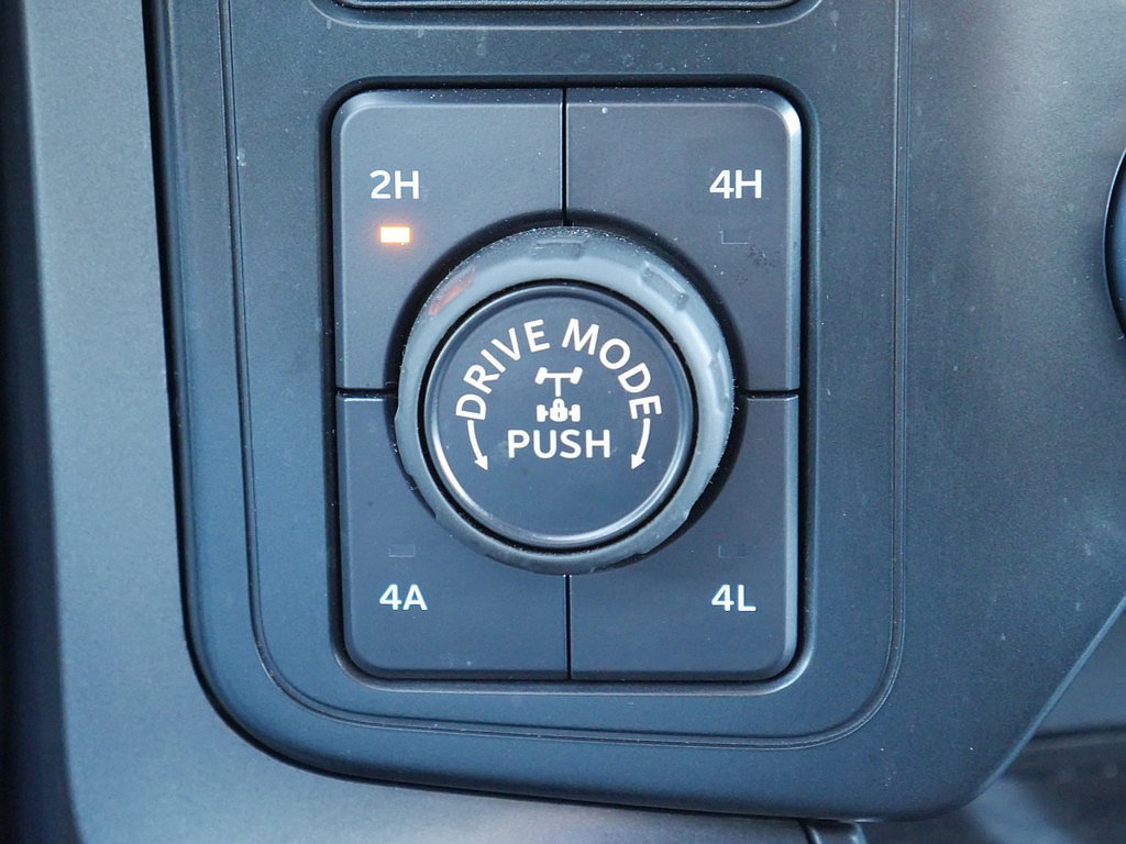 Used 2024 Ford F150 Lariat w/ Equipment Group 502A High AWD/4WD image 40