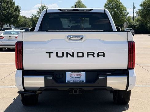 Used 2023 Toyota Tundra Limited w/ Power Package RWD image 5