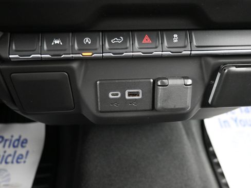 Certified 2023 Chevrolet Silverado 1500 Custom w/ LPO, Dark Essentials Package AWD/4WD image 19