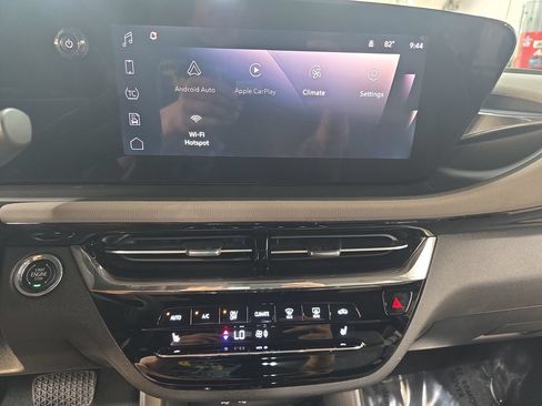 New 2026 Buick Envista Avenir FWD image 19