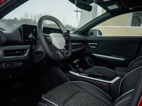 New 2025 Kia K4 GT-Line w/ GT-Line Sunroof Package image 16