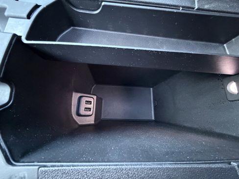 Used 2018 GMC Terrain SLT w/ Preferred Package image 32