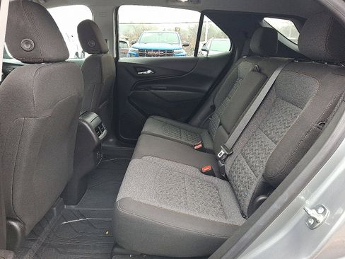 Used 2024 Chevrolet Equinox LT w/ LPO, Floor Liner Package FWD image 10