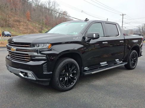 Used 2020 Chevrolet Silverado 1500 High Country image 3