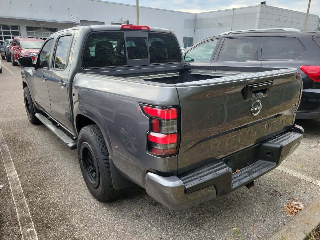 Used 2022 Nissan Frontier SV RWD image 4