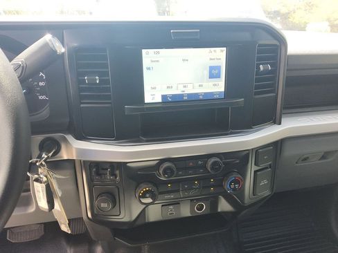 New 2026 Ford F450 XL w/ XL Chrome Package RWD image 11