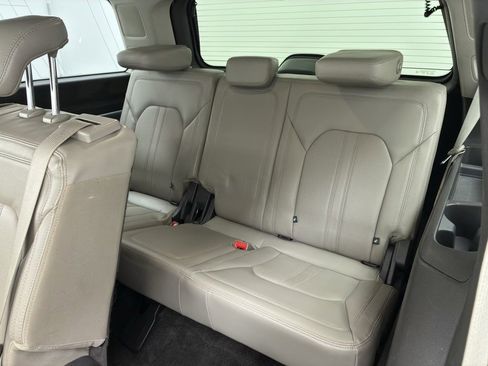 Used 2018 Ford Expedition Limited w/ Equipment Group 302A image 43
