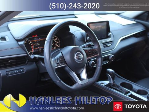 Used 2022 Nissan Altima 2.5 SR image 11