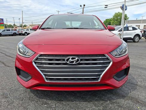Used 2022 Hyundai Accent SE FWD image 2