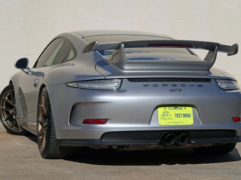 Used 2014 Porsche 911 GT3 RWD image 6