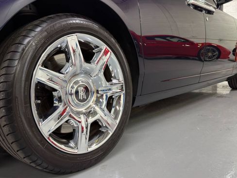 Used 2010 Rolls-Royce Ghost RWD image 9