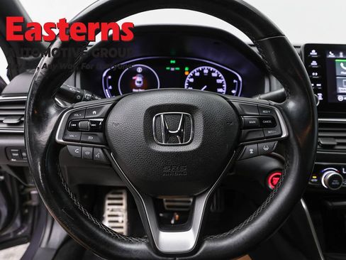 Used 2018 Honda Accord Sport image 10