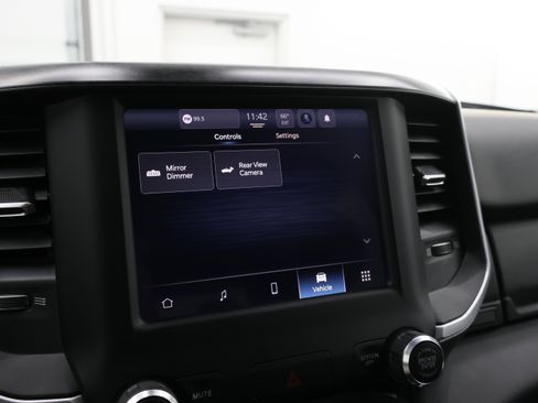 Used 2022 RAM 1500 Big Horn AWD/4WD image 48