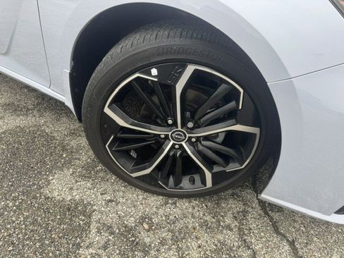 Used 2023 Nissan Altima 2.5 SR w/ SR Premium Package FWD image 38