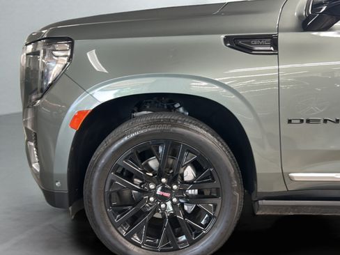 Used 2024 GMC Yukon Denali w/ Denali Reserve Package AWD/4WD image 46