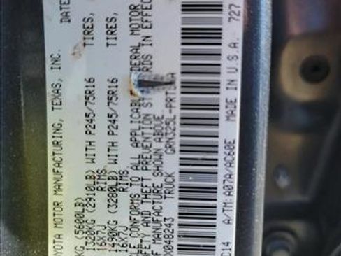 Used 2017 Toyota Tacoma SR5 w/ Tow Package image 22