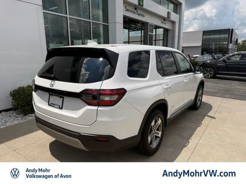 Used 2024 Honda Pilot EX-L image 6
