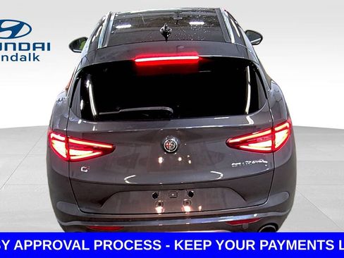 Used 2020 Alfa Romeo Stelvio Ti image 8