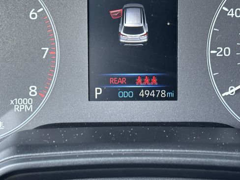 Used 2024 Toyota Corolla Cross AWD Hybrid image 29