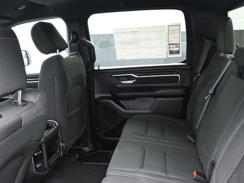 New 2026 RAM 1500 4x4 Crew Cab image 14