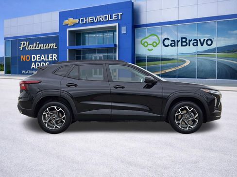 Certified 2024 Chevrolet Trax LT w/ Driver Confidence Package image 7