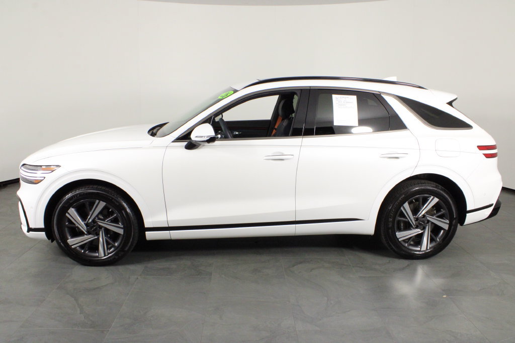 Used 2026 Genesis GV70 3.5T Sport Advanced AWD/4WD image 12
