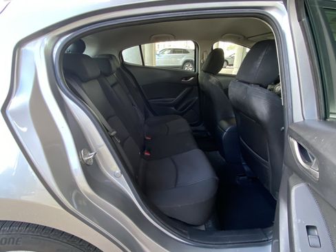 Used 2015 MAZDA MAZDA3 i Touring FWD image 30