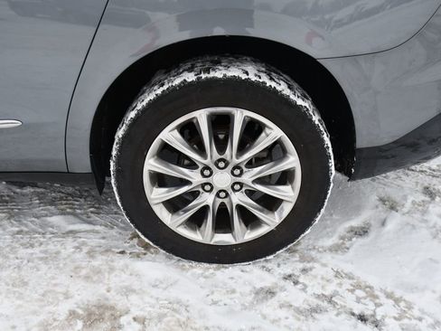 Used 2021 Buick Enclave Premium image 24