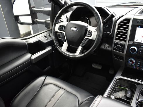 Used 2019 Ford F250 Platinum w/ Platinum Ultimate Package image 23