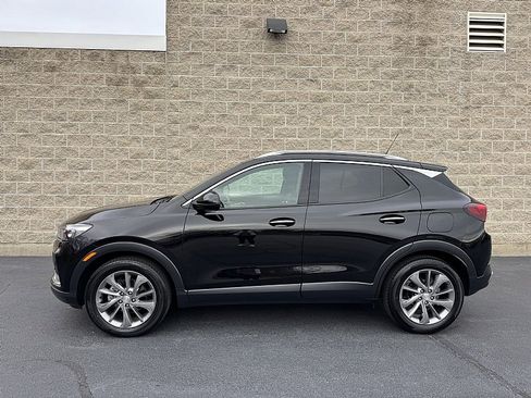 Used 2023 Buick Encore GX Essence w/ Experience Buick Package FWD image 7
