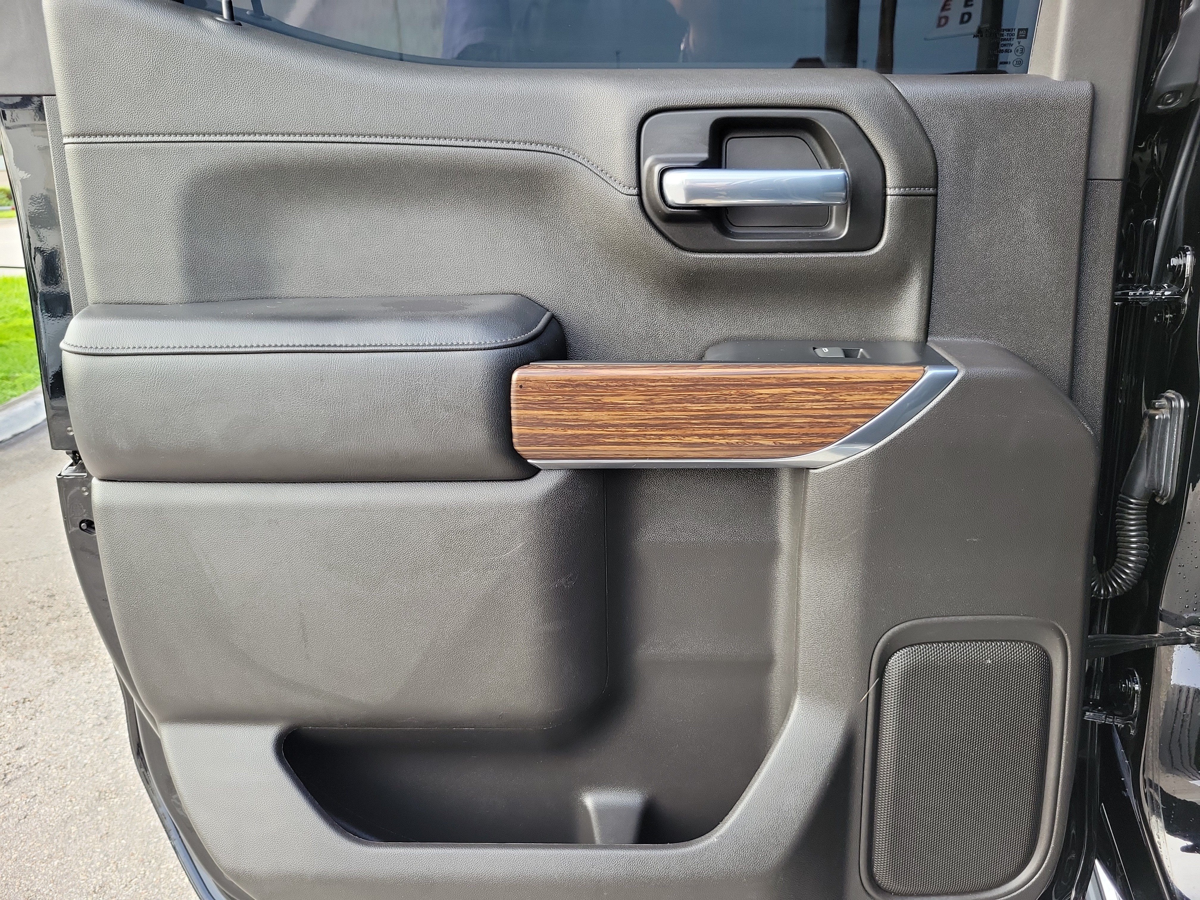 Used 2021 Chevrolet Silverado 1500 High Country RWD image 26