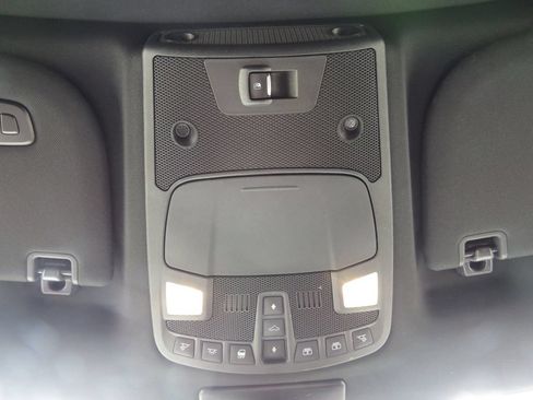 Used 2015 Ford F150 Platinum w/ Equipment Group 701A Luxury AWD/4WD image 26