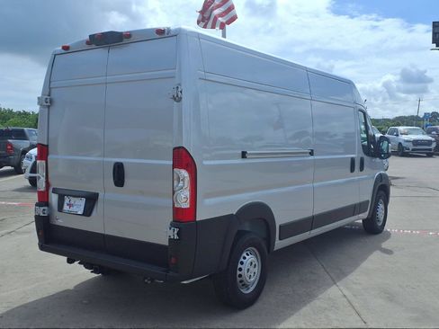 Used 2025 RAM ProMaster 2500 w/ Premium Convenience Group FWD image 5