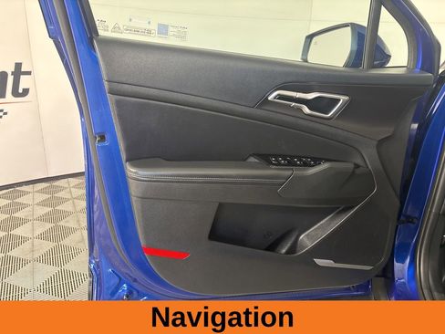 Used 2023 Kia Sportage EX image 8