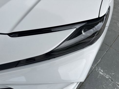 Used 2025 Toyota Camry LE image 5