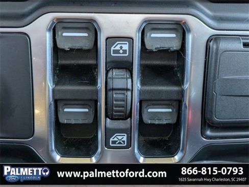 Used 2021 Jeep Gladiator Rubicon image 25