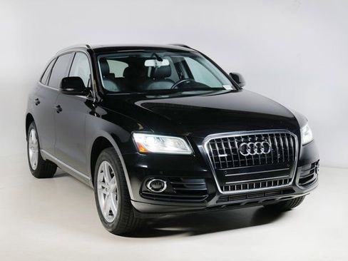 Used 2017 Audi Q5 2.0T Premium Plus w/ Technology Package image 1