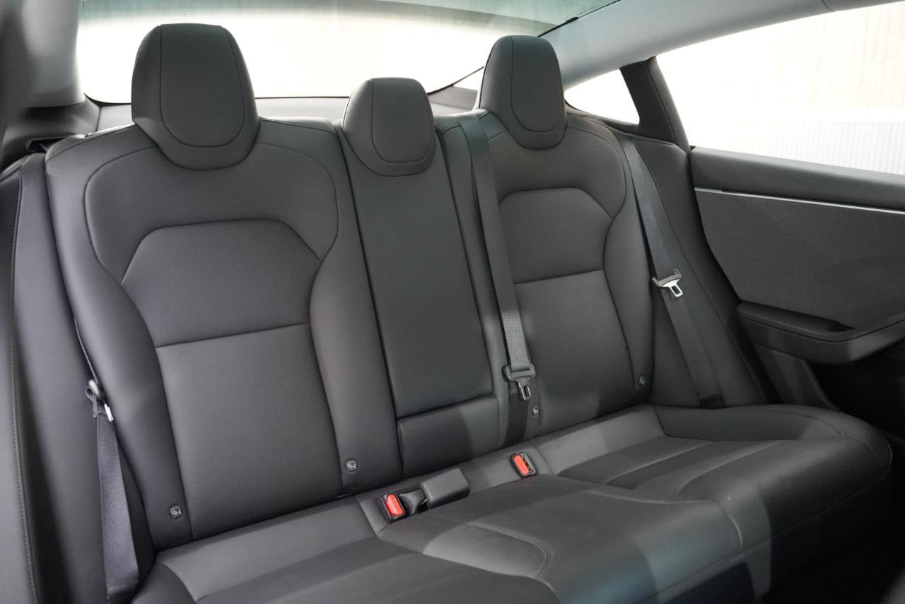 Used 2025 Tesla Model 3 Long Range RWD image 30