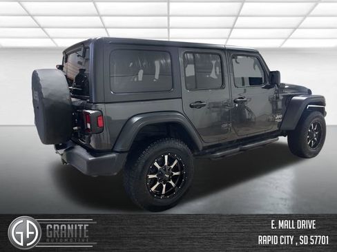 Used 2020 Jeep Wrangler Unlimited Sport S AWD/4WD image 5