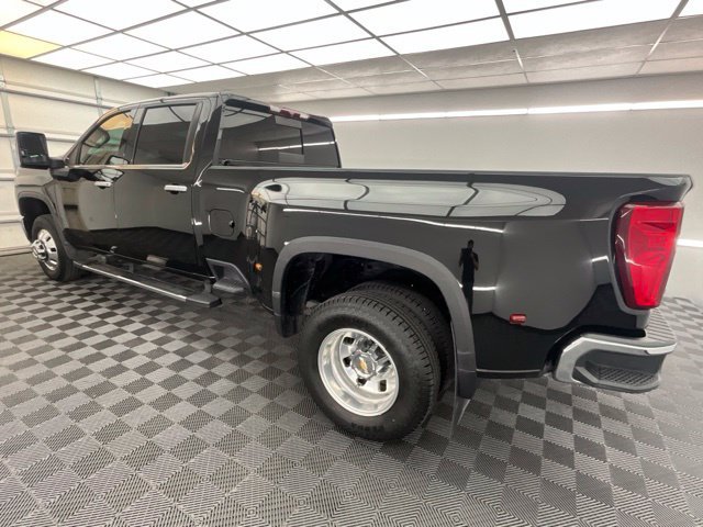 Used 2024 Chevrolet Silverado 3500 LTZ w/ LTZ Plus Package AWD/4WD image 24
